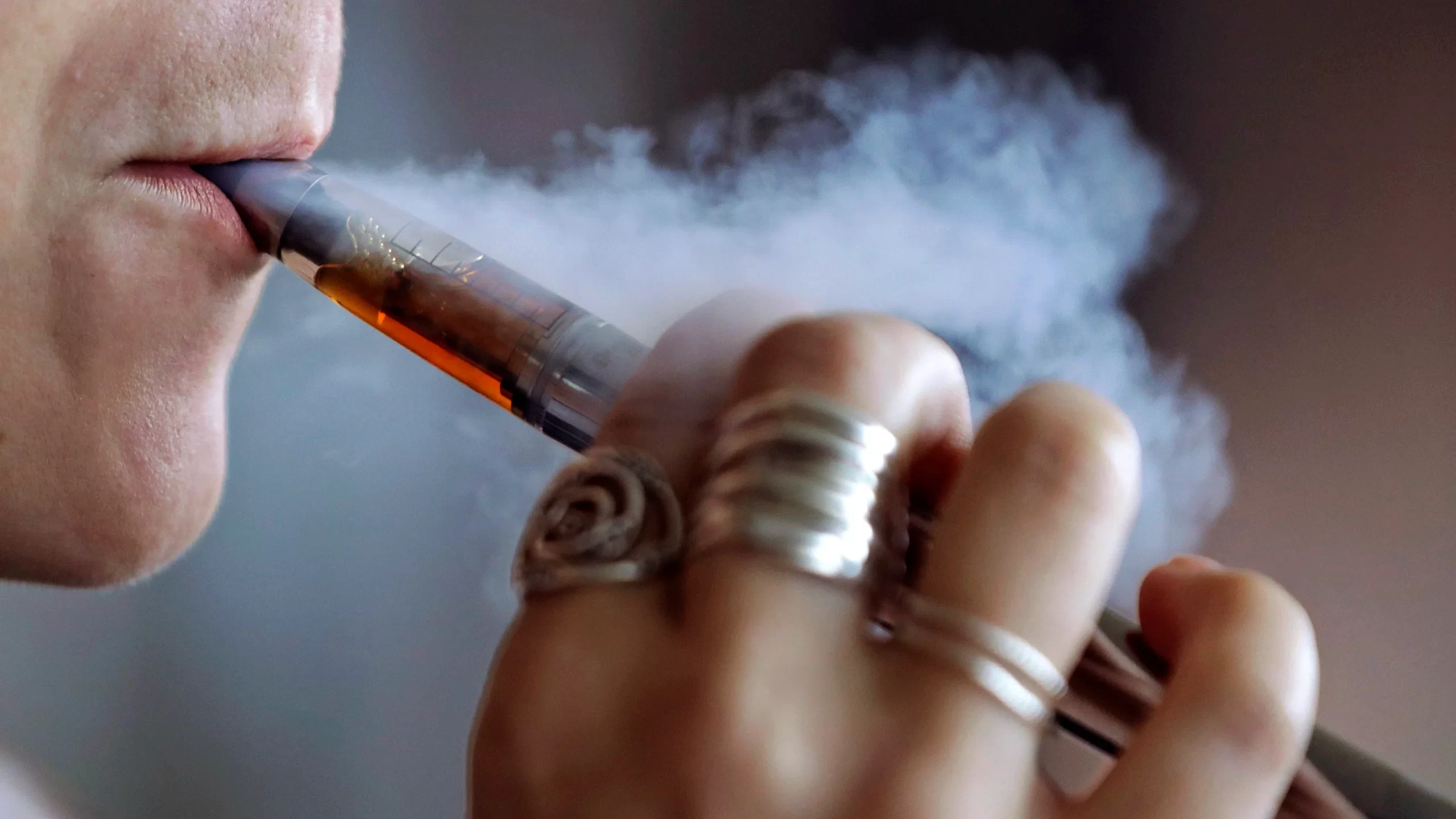 Massachusetts Passes Vape Ban